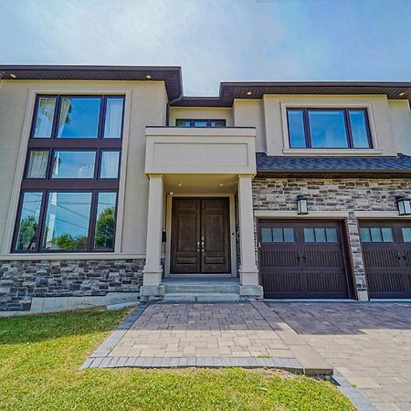 Modernized Five Bedroom Villa Richmond Hill Exterior photo